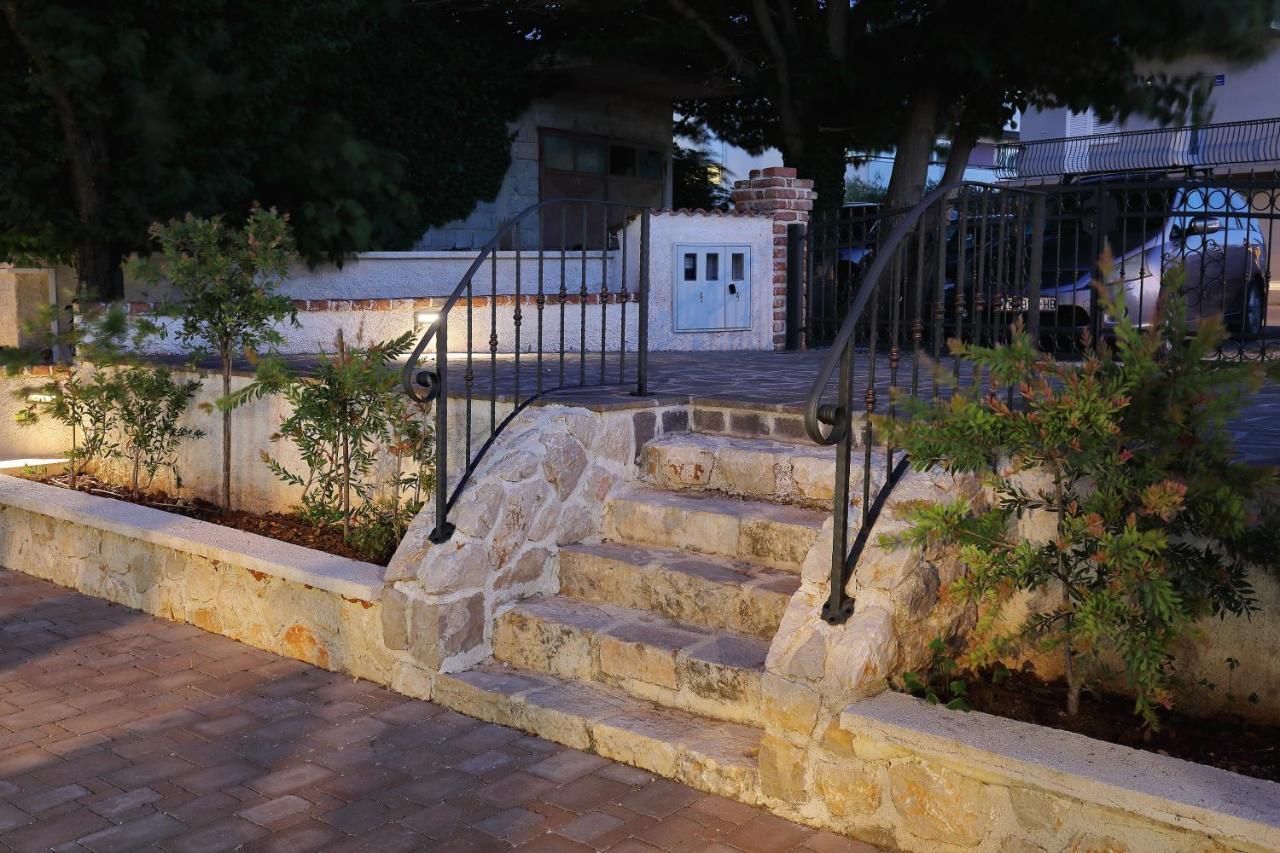 Stone Fantasy Ferienhaus *